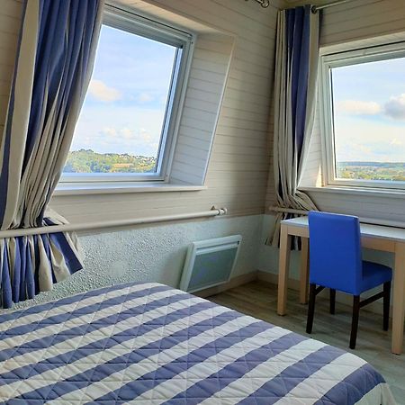 Hotel Le Littoral Lezardrieux Bagian luar foto